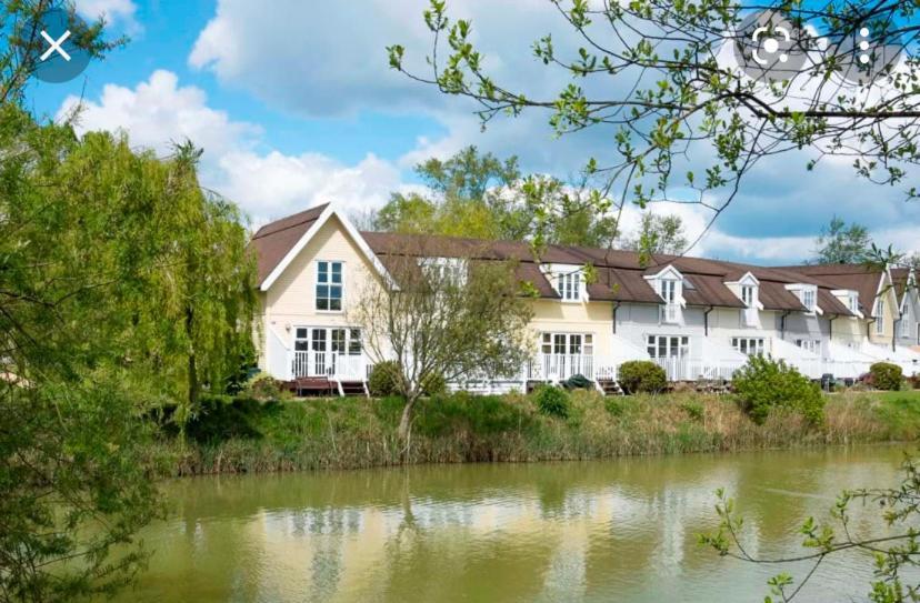 Emerald Lake House سيرني الجنوبية المظهر الخارجي الصورة